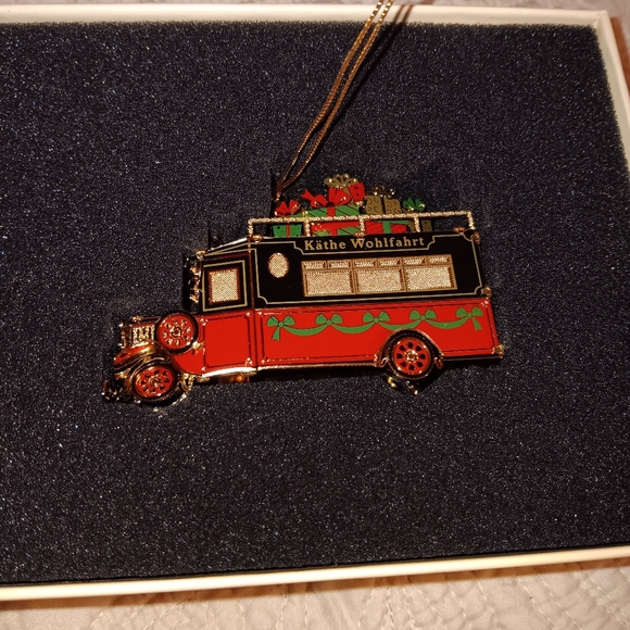 Kathe Wohlfahrt Rothenburg Tauber Edition Metal 3 D Ornament - Picture 2 of 4